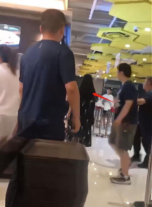 大厂女员工爆料视频,揭秘职场潜规则与性别歧视真相